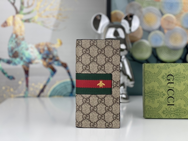 グッチ財布コピー正面デザイン